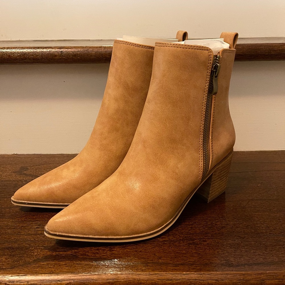 CCOCCI Cindy Camel booties Size 5.5